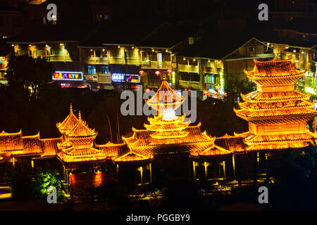 Dong Dorfes, antike Architektur, Bräuche, Kleid, am Besten erhaltene in China Zhaoxing Dorf, Provinz Guizhou, VR China, Volksrepublik China, China Stockfoto