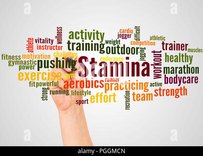Stamina ist durchhaltevermögen oder unbändiger Kraft, Word cloud und Hand mit Marker Konzept auf Farbübergang Hintergrund. Stockfoto