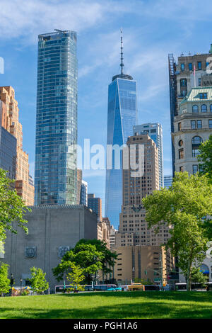 Blick auf die Wolkenkratzer in Manhattan von New York City Stockfoto