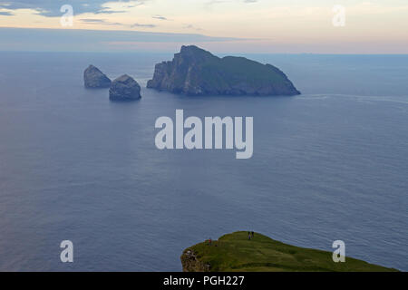 Blick auf Boreray und das Meer Stapel von Connachair Hirta St Kilda Stockfoto