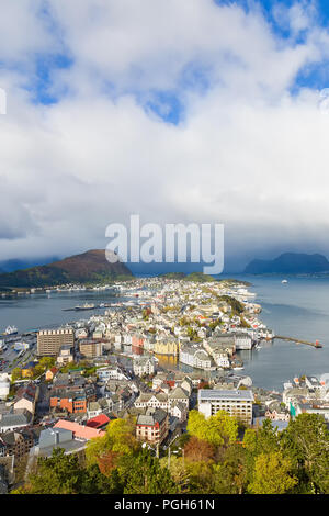 Alesund an der Norwegischen Küste Stockfoto