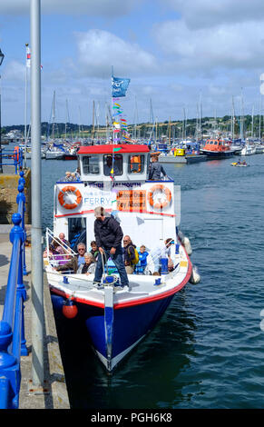 Falmouth eine Küstenstadt und Port in Cornwall, England, Großbritannien Stolz von Falmouth Fähre Stockfoto