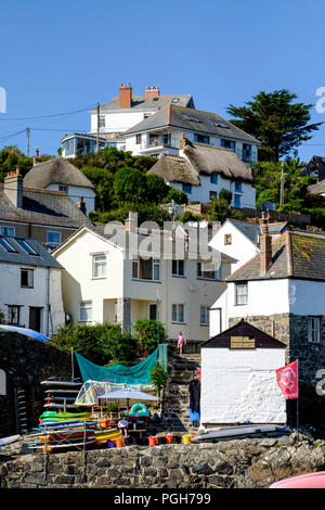 Coverack ein kleines Fischerdorf an der Lizard Halbinsel, Cornwall, England, Großbritannien Stockfoto