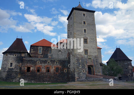 Gotische Türme der Burg Svihov in Pilsen Region Südböhmen in der Tschechischen Republik Stockfoto