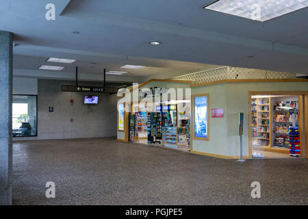 Honolulu, Hawaii - 20.August 2018: Terminal Szene von Daniel K. Inouye International Airport in Hawaii Stockfoto