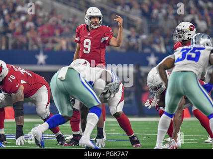 August 26, 2018: Arizona Cardinals Quarterback SAM Bradford #9 startet während einem preseason NFL Football Spiel zwischen den Arizona Cardinals und den Dallas Cowboys bei AT&T Stadium in Arlington, TX Arizona besiegte Dallas 27-3 Albert Pena/CSM Stockfoto