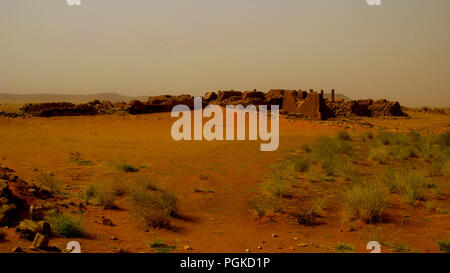 Panorama von Musawwarat es Sufra - Ruinen von Meroe, Sudan Stockfoto