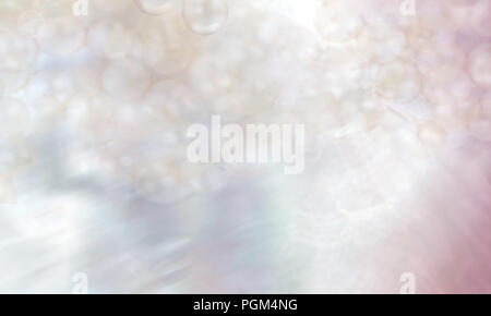 Abstrakte pearl Hintergrund mit schimmerndem Perlmutt cloud Blur in Lila, Pink und Blau azure Farben Stockfoto