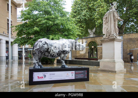 David's Schafgarbe Tusk Rhino auf Herzog von York Square, King's Road, Chelsea, London, SW3, UK Stockfoto