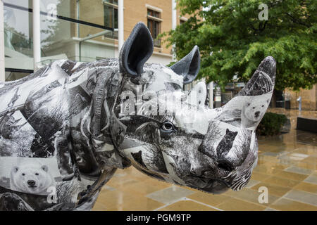 David's Schafgarbe Tusk Rhino auf Herzog von York Square, King's Road, Chelsea, London, SW3, UK Stockfoto