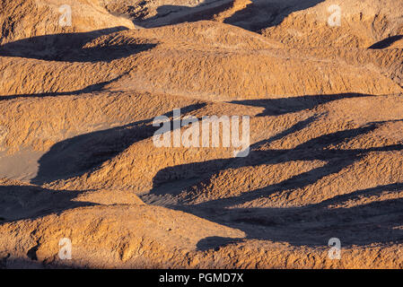 Abstrakte Sicht der Moon Valley in der Atacama Wüste bei Sonnenuntergang, Chile Stockfoto