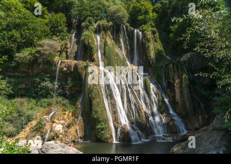 Waserfall Cascade de Glandieu, Ain, Auvergne-Rhone-Alpes, Frankreich | Wasserfall Cascade de Glandieu, Ain, Auvergne-Rhone-Alpes, Frankreich Stockfoto