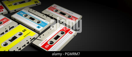 70er 80er Jahre Party Musik. Vintage audio Kassetten auf schwarzem Hintergrund, Banner, kopieren. 3D-Darstellung Stockfoto