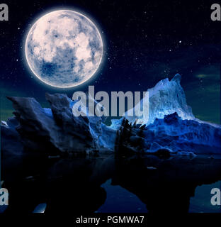 Eisberg mit Sternenhimmel und Vollmond. Stockfoto