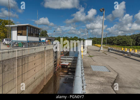 Moss Bluff Navigations- und Dam Stockfoto