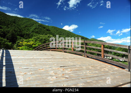 KISO OOhashi Holz-, Brücke in Narai-Juku Stockfoto