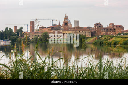 Skyline der Stadt Mantua in der Lombardei, Italien Stockfoto