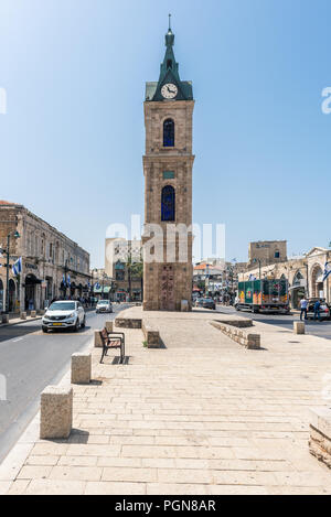 Israel, Tel Aviv - 18. April 2018: Jaffa Clock Tower, Yefet Straße Stockfoto