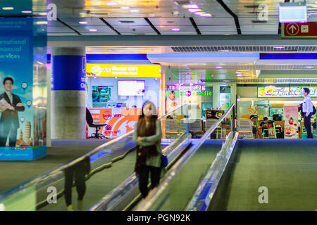 Bangkok, Thailand - 21. Februar 2017: Blick auf die Innenseite der Suvarnabhumi International Airport Rail Link Station. Stockfoto