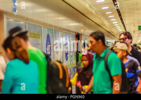 Bangkok, Thailand - 21. Februar 2017: Blick auf die Innenseite der Suvarnabhumi International Airport Rail Link Station. Stockfoto