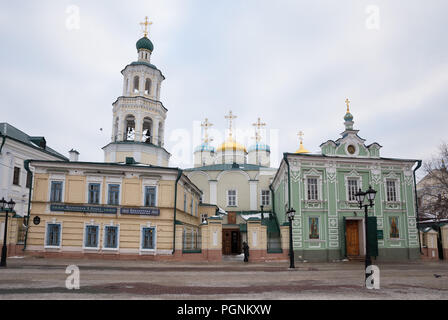 Kathedrale St. Nicholas, Komplex von zwei Kirchen und Kirchtürme, Kazan, Russland Stockfoto