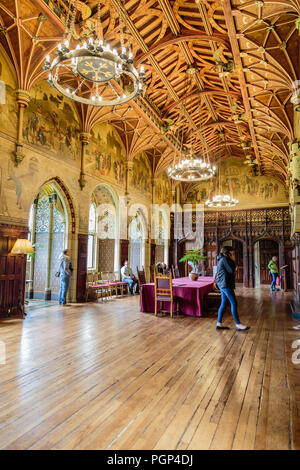 Der Festsaal im Schloss von Cardiff (Caerdydd) Castell, Cardiff, Wales, Vereinigtes Königreich Stockfoto