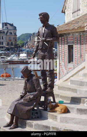 Straßenmusik in Honfleur, Normandie Frankreich Stockfoto