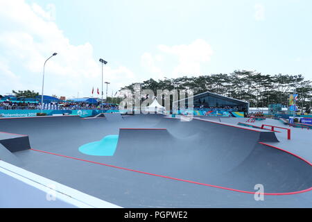 Palembang, Indonesien. 28 Aug, 2018. Allgemeine Ansicht Skateboarding: Männer Park Qualifikation an Jakabaring Sport Center Skatepark während der 2018 Jakarta Palembang Asian Games in Palembang, Indonesien. Credit: yohei Osada/LBA SPORT/Alamy leben Nachrichten Stockfoto