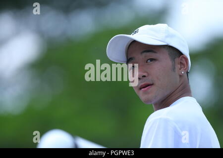 Palembang, Indonesien. 28 Aug, 2018. Kensuke Sasaoka (JPN) Skateboarding: Männer Straße Qualifikation an Jakabaring Sport Center Skatepark während der 2018 Jakarta Palembang Asian Games in Palembang, Indonesien. Credit: yohei Osada/LBA SPORT/Alamy leben Nachrichten Stockfoto