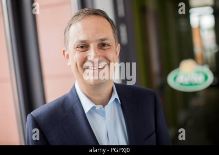 Düsseldorf, Deutschland. 27 Aug, 2018. Markus Mühleisen, Leiter der Arla Foods Deutschland aus Dänemark. (Auf dpa' Abschied von Zucker: ein schwieriger Balanceakt" Gutschrift): Rolf Vennenbernd/dpa/Alamy leben Nachrichten Stockfoto