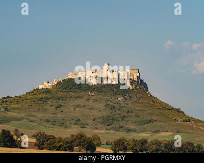 Spissky hrad. Die Burg Spis, Nationales Kulturdenkmal (UNESCO. Spis Schloss. Einer der größten Burg Mitteleuropas (Slowakei). Stockfoto