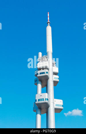 Zizkovska televizni Vez, Žižkov Fernsehturm, ohne das Baby Skulpturen, Zizkov, Prag, Tschechische Republik Stockfoto