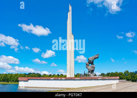 Uzvaras piemineklis, Sieg Gedenkstätte für sowjetische Armee Uzvaras Parks, Riga, Lettland Stockfoto