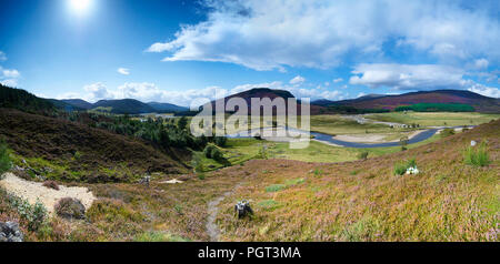 Panorama von Linn im Dee-Tal, Perth und Kinross, Cairngorms-Nationalpark, schottischen Highlands, Schottland, UK, GB. Stockfoto