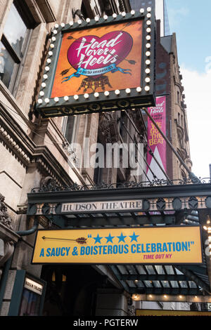 Festzelt Zeichen, Broadway Musical, Hals über Kopf, Times Square, New York City, USA Stockfoto