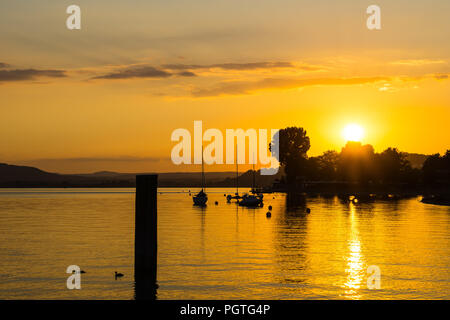 Deutschland, Magic Reflexion Sonnenuntergang am Bodensee Stockfoto