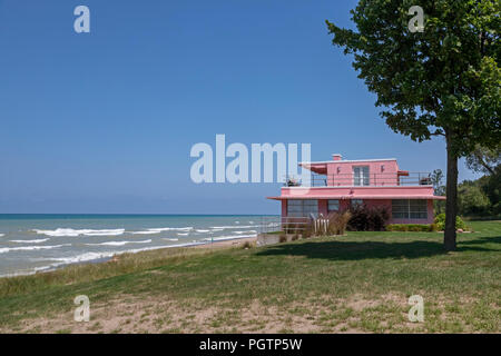 Beverly Ufer, Indiana - die Florida Tropical home im Jahrhundert des Fortschritts historischen Bezirk von Indiana Dunes National Lakeshore, am südlichen Stockfoto