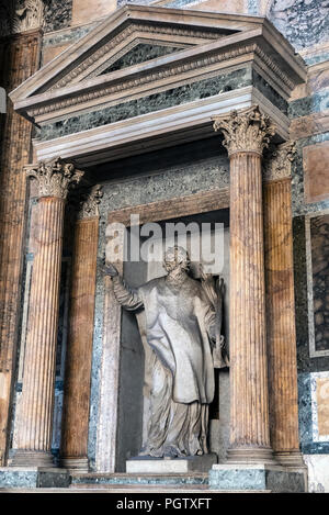 Anstelle der alten godsPantheon, Rom heute eine Kirche, aber gebaut als ein Tempel aller Götter während der Regierungszeit des Kaisers Hadrian und etwa 120 N.CHR. abgeschlossen Stockfoto