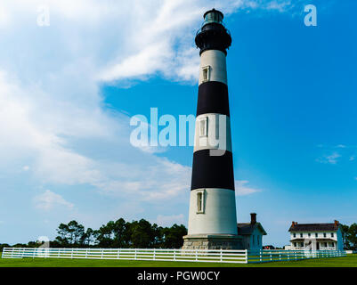 Der Leuchtturm finden Sie südlich von Nags Head NC im Outer Banks. Stockfoto