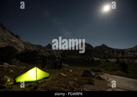 Nacht der Evolution in See in Kings Canyon National Park, Kalifornien, Vereinigte Staaten von Amerika, Nordamerika Stockfoto