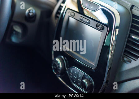 Multimedia System der modernen Auto. Innenraumkonzept Stockfoto