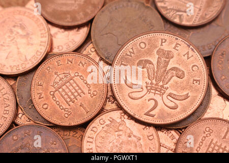 1 Pence und zwei Pence UK Kupfermünzen Stockfoto