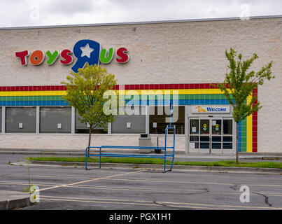 Geschlossen ToysRus store in Winchester VA Stockfoto