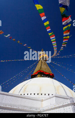 Bodhnath, Katmandu, Bagmati, Nepal: große Stupa von Bodhnath, das größte in Asien und eines der größeren in der Welt. Unesco-heritege Website. Stockfoto