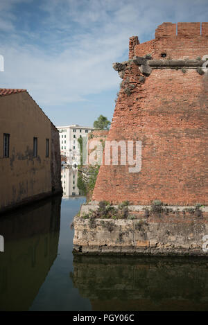 Fortezza Nuova. Renaissance Festung von Kanälen im Zentrum der Stadt umgeben Stockfoto