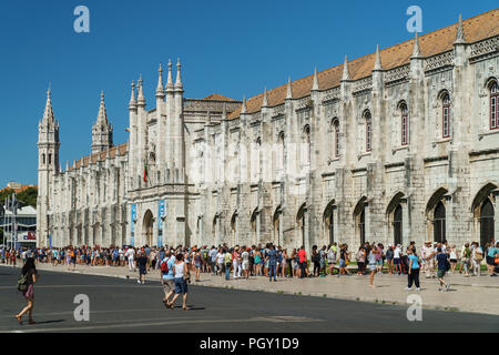 Lissabon, Portugal - 20. AUGUST 2017: Hieronymites Jeronimos Kloster des Ordens des Heiligen Hieronymus Stockfoto