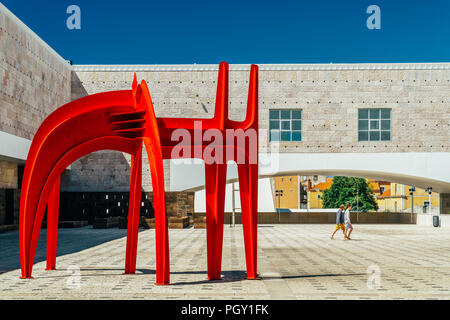 Lissabon, Portugal - 20. AUGUST 2017: Das Kulturzentrum von Belém ist das größte Gebäude mit kulturellen Einrichtungen in Portugal Stockfoto