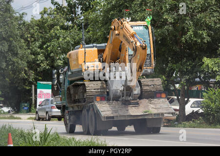 Chiangmai, Thailand - 2. August 2018: Private Hyundai Tieflöffel am Fahrzeug. Auf der straße Nr. 1001, 8 km von Chiang Mai City. Stockfoto