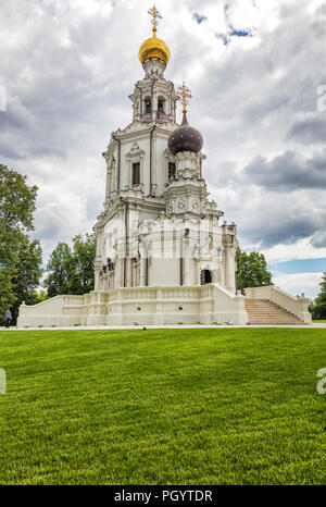 St. Trinitatis Kirche (1703), Troitse Lykovo, Moskau, Russland Stockfoto