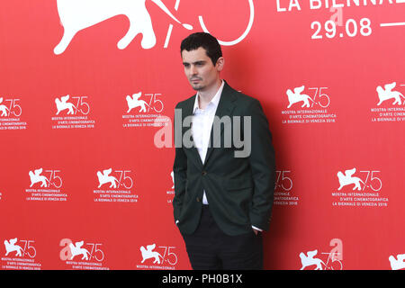 Venedig, Italien, Lido di Venezia, 29. August, 2018: Die 75. Internationalen Filmfestspielen von Venedig, Regisseur Damien Chazelle am Fotoshooting der Film "erster Mann" Foto © ottavia Da Re/Sintesi/Alamy leben Nachrichten Stockfoto